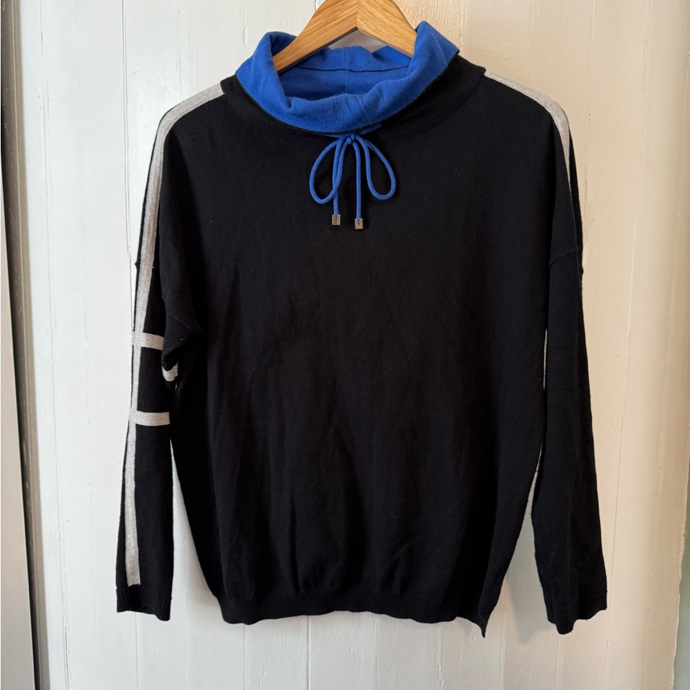 Lisa Todd Black and Blue Knit oversized Sweater size small